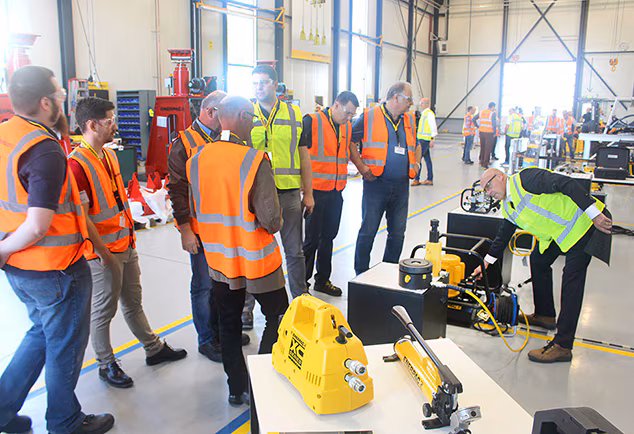 safety training 1.avif safety training 1.avif