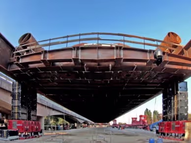Bridge Construction Methods Transformed by Crane Alternatives